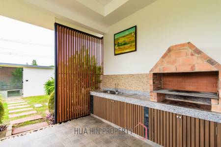 Luxury Independent 5 Bed Pool Villa in Thap Tai