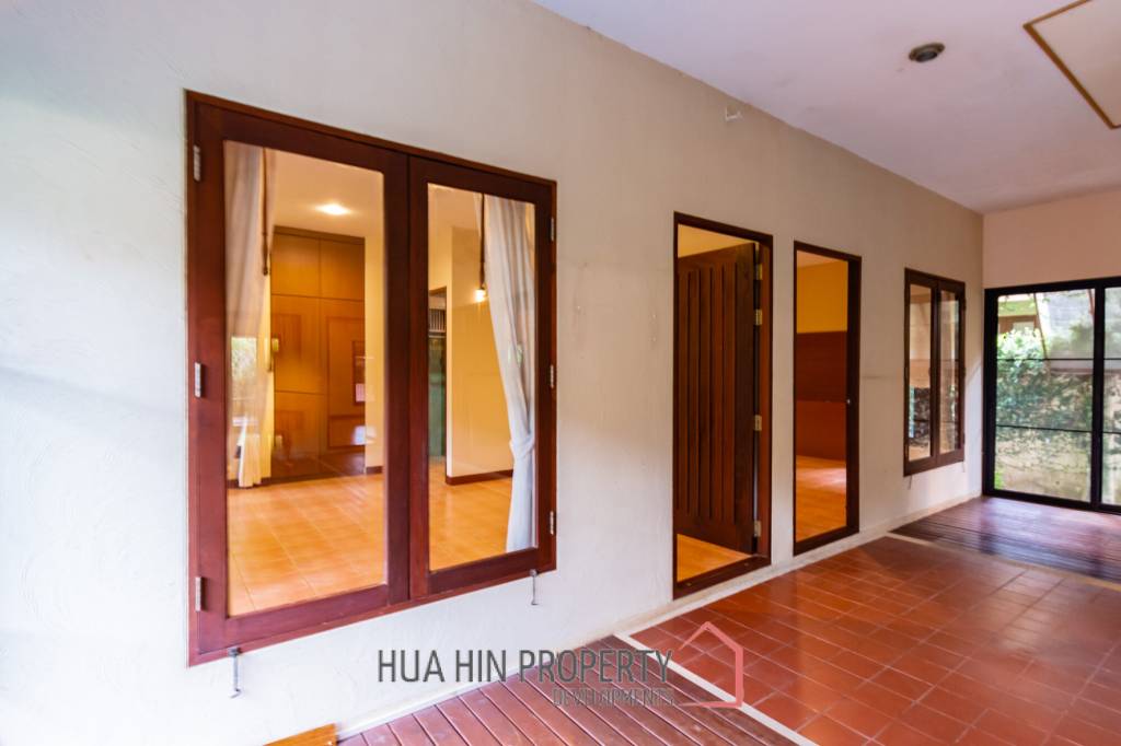 BLU MARINE HUA HIN RESORT : Great Value 3 Bed Pool Villa near town