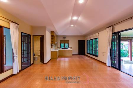 BLU MARINE HUA HIN RESORT : Great Value 3 Bed Pool Villa near town