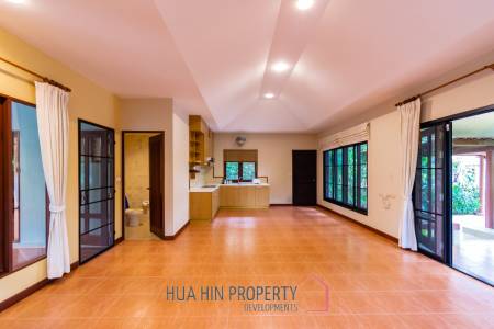 BLU MARINE HUA HIN RESORT : Great Value 3 Bed Pool Villa near town