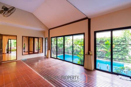 BLU MARINE HUA HIN RESORT : Great Value 3 Bed Pool Villa near town