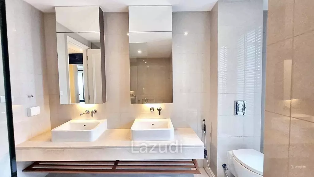 3 Bedrooms 3 Bathrooms 386 SQ.M Baan Lux Sathon