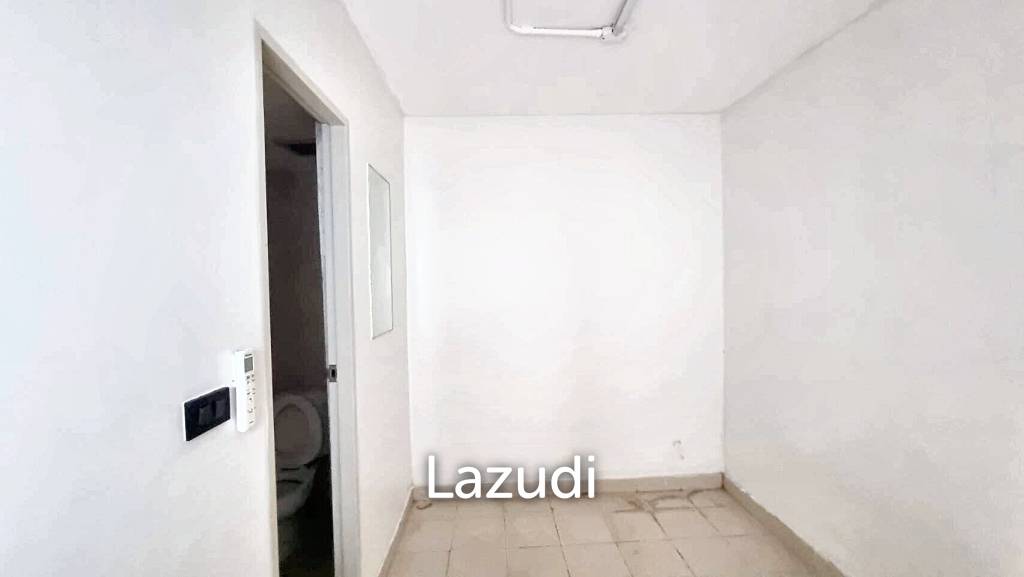 3 Bedrooms 3 Bathrooms 386 SQ.M Baan Lux Sathon