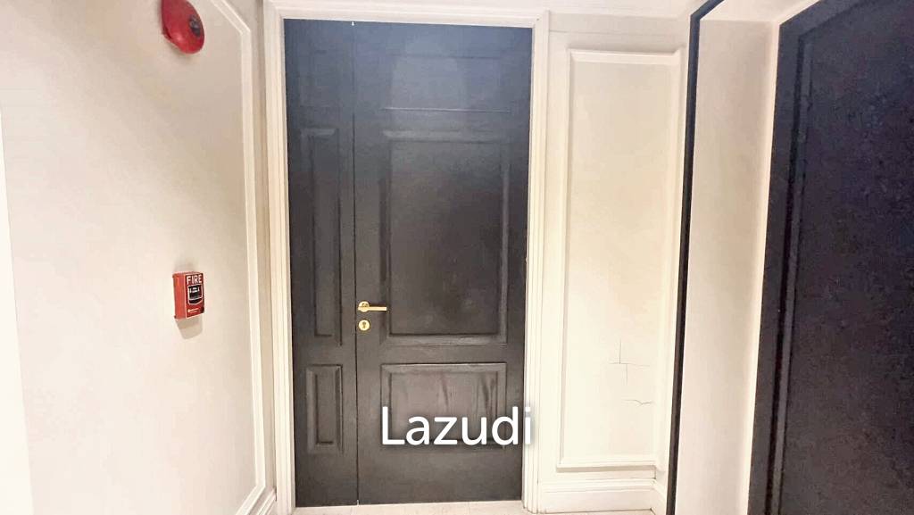 3 Bedrooms 3 Bathrooms 386 SQ.M Baan Lux Sathon