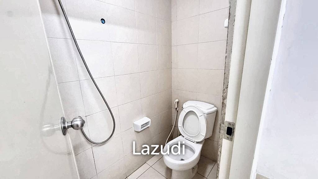 3 Bedrooms 3 Bathrooms 386 SQ.M Baan Lux Sathon