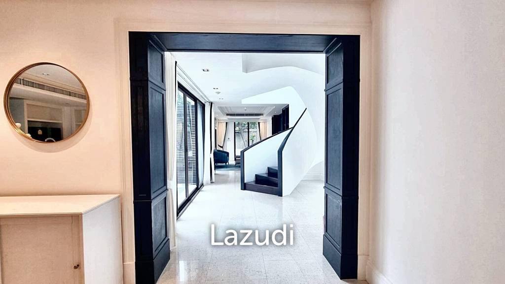 3 Bedrooms 3 Bathrooms 386 SQ.M Baan Lux Sathon