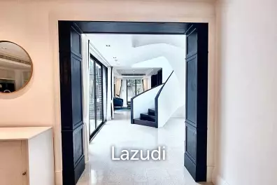3 Bedrooms 3 Bathrooms 386 SQ.M Baan Lux Sathon
