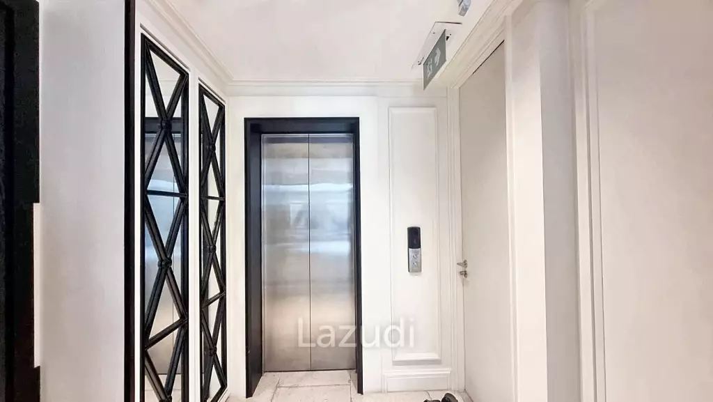 3 Bedrooms 3 Bathrooms 386 SQ.M Baan Lux Sathon