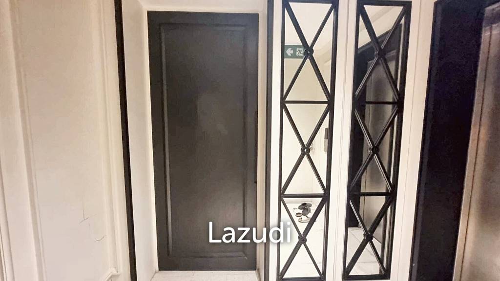 3 Bedrooms 3 Bathrooms 386 SQ.M Baan Lux Sathon