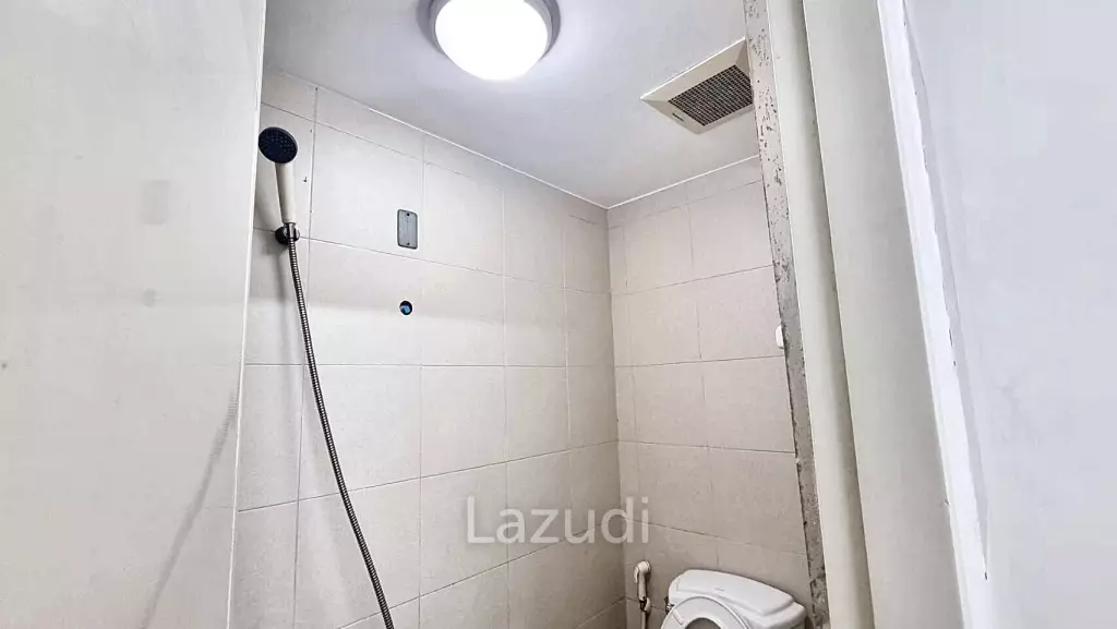 3 Bedrooms 3 Bathrooms 386 SQ.M Baan Lux Sathon