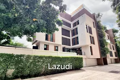 3 Bedrooms 3 Bathrooms 386 SQ.M Baan Lux Sathon