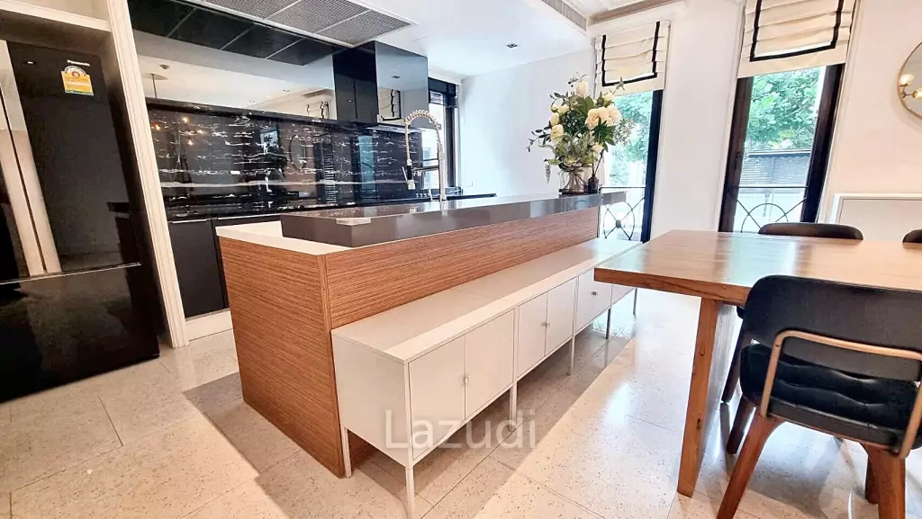 3 Bedrooms 3 Bathrooms 386 SQ.M Baan Lux Sathon