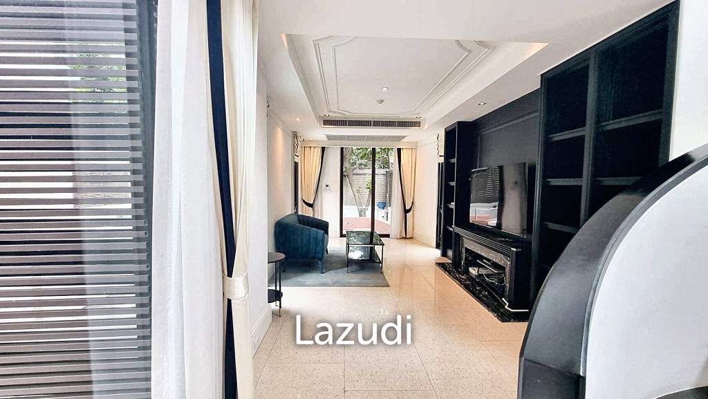 3 Bedrooms 3 Bathrooms 386 SQ.M Baan Lux Sathon
