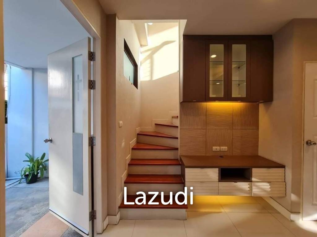 Luxury Home Office for rent in Sukhumvit 97