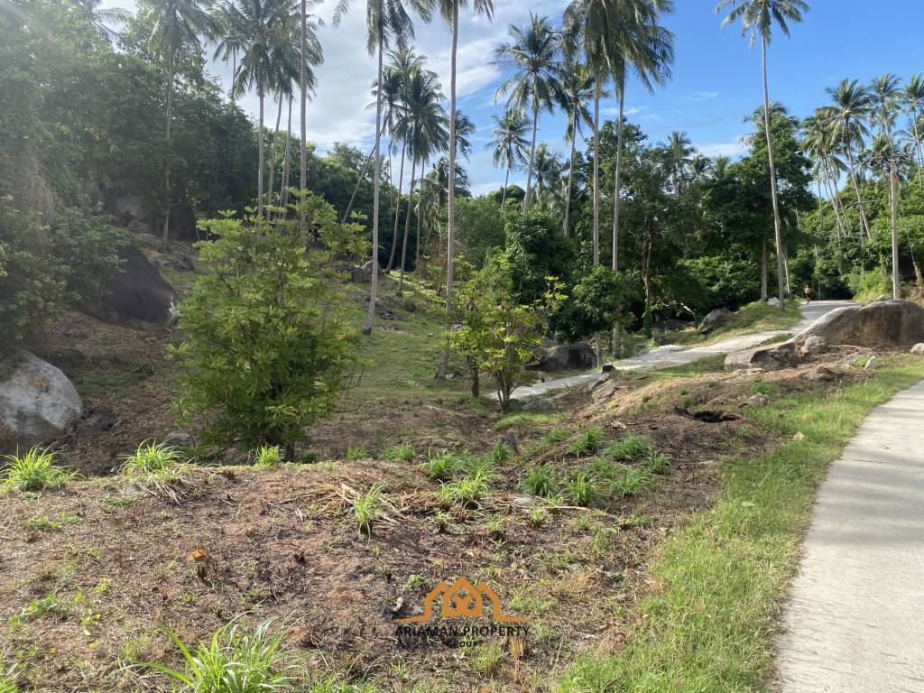 9 Rai of Scenic Freehold Land in Lamai Ko Samui for Sale