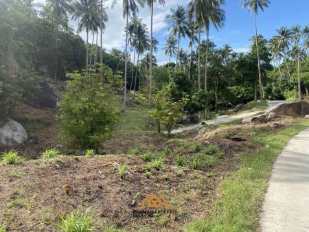 9 Rai of Scenic Freehold Land in Lamai Ko Samui for Sale