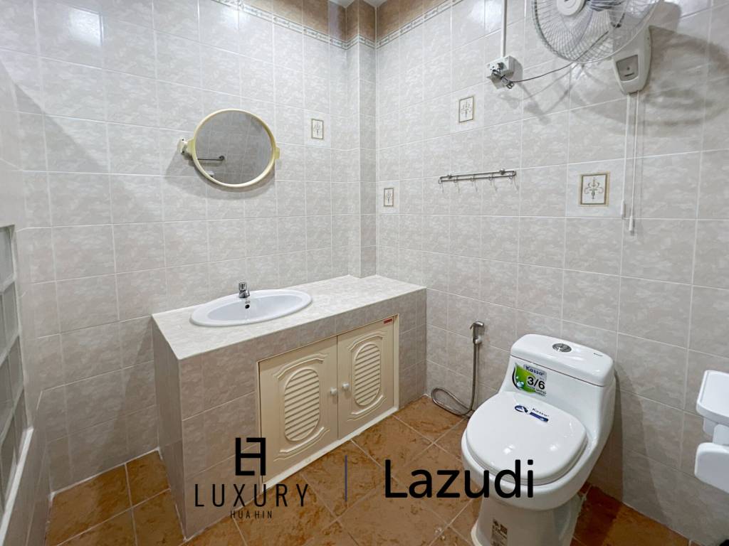 240 metro cuadrado 3 ` 2 Baño Villa de Venta