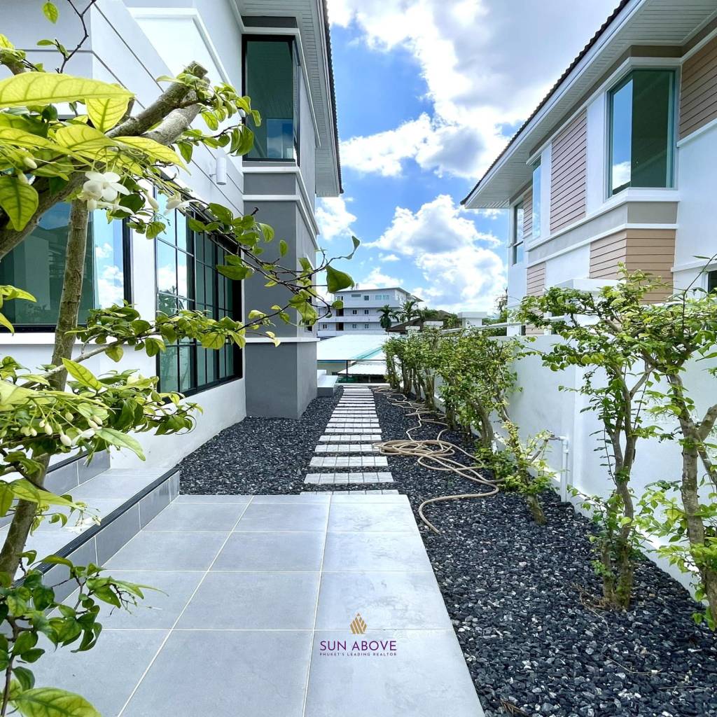 Modern 3 Bedroom Detached Home in Ratsada Phuket