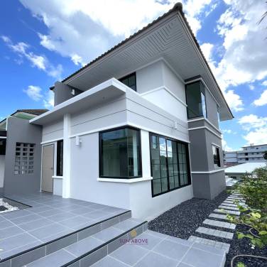 Modern 3 Bedroom Detached Home in Ratsada Phuket