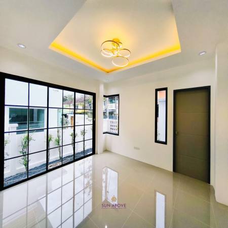 Modern 3 Bedroom Detached Home in Ratsada Phuket