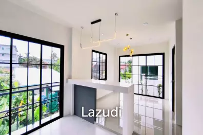 Modern 3 Bedroom Detached Home in Ratsada Phuket