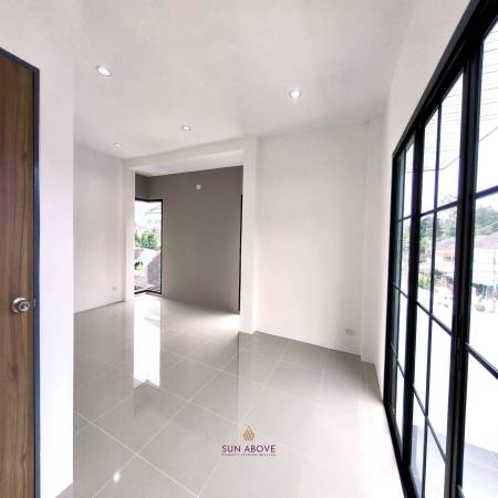 Modern 3 Bedroom Detached Home in Ratsada Phuket