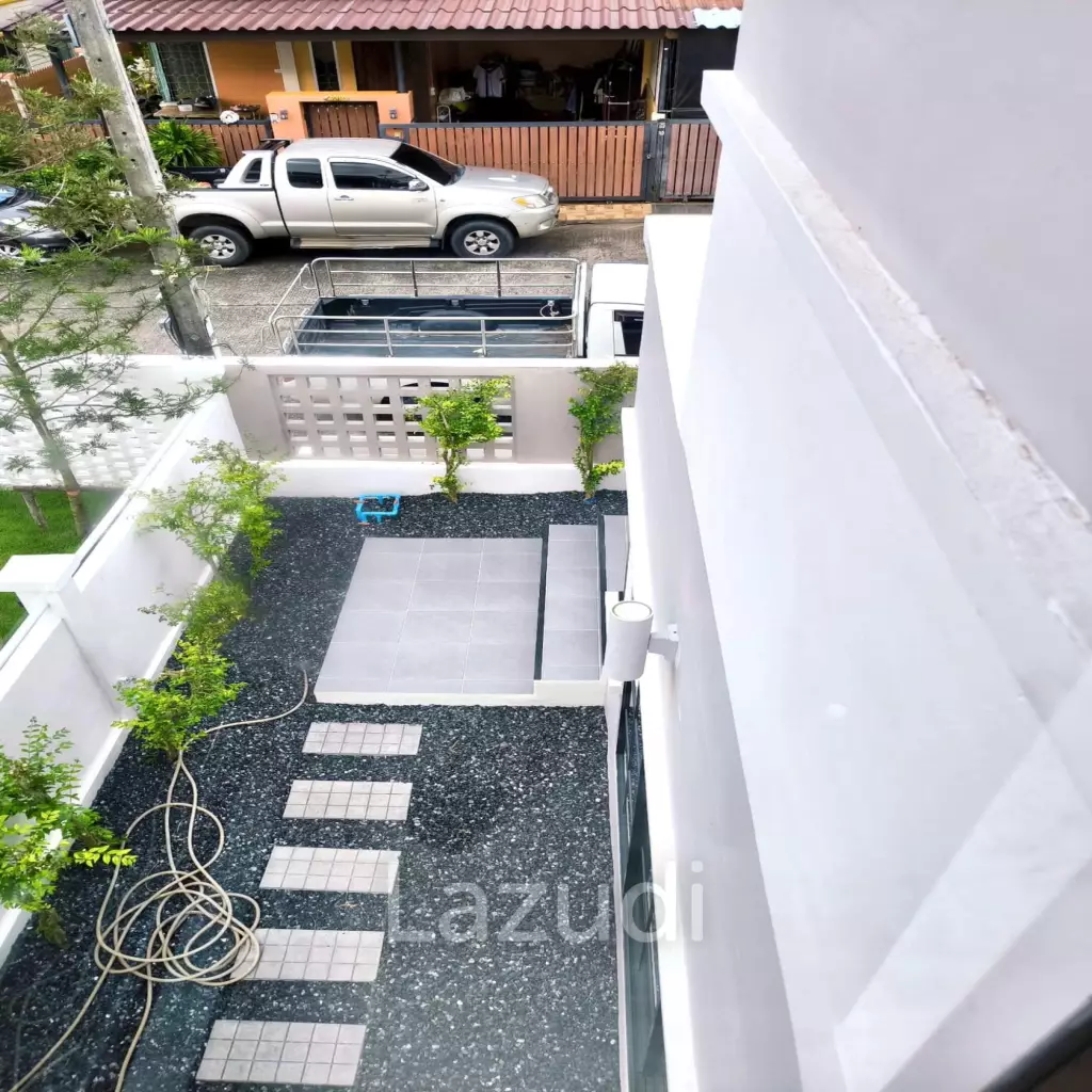 Modern 3 Bedroom Detached Home in Ratsada Phuket