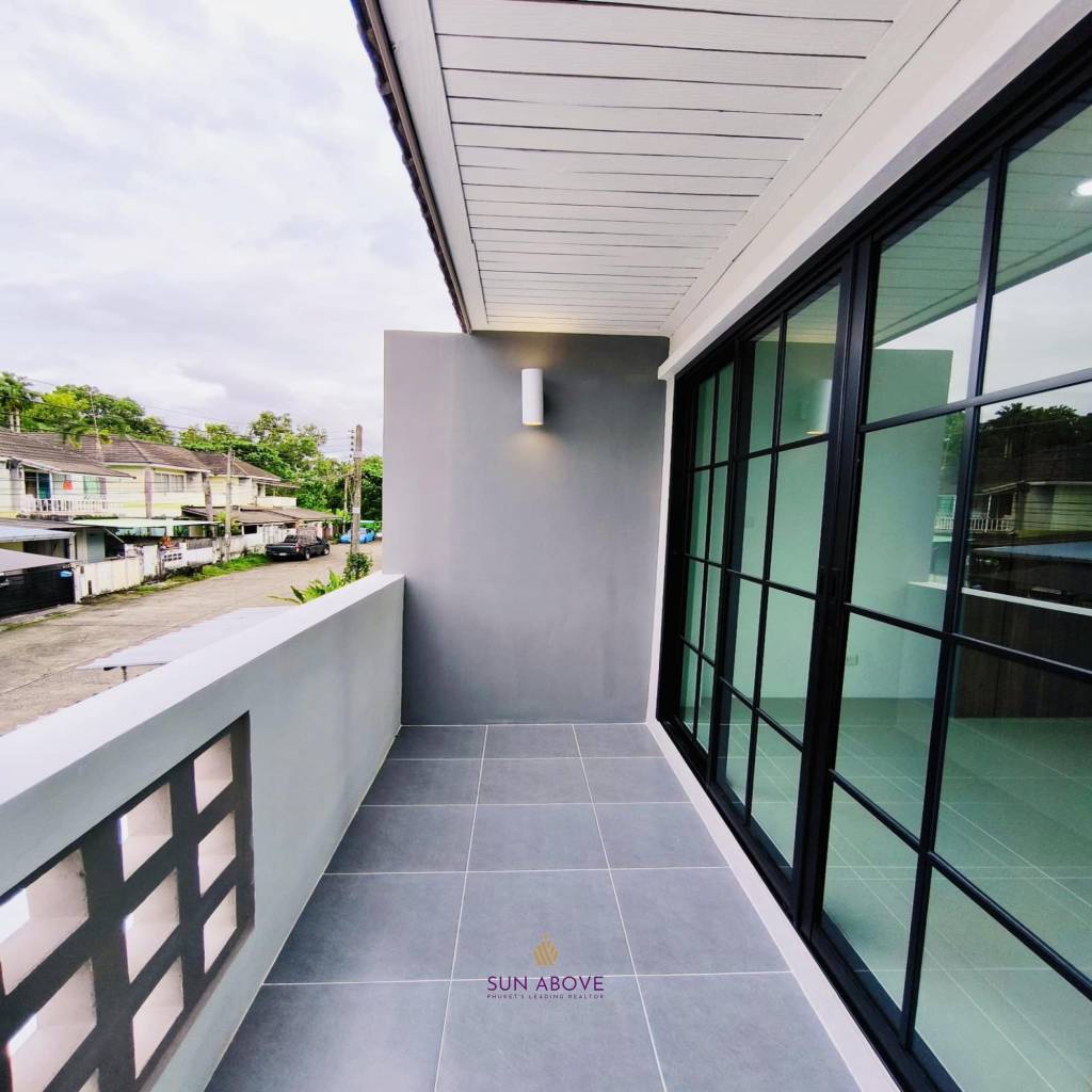 Modern 3 Bedroom Detached Home in Ratsada Phuket