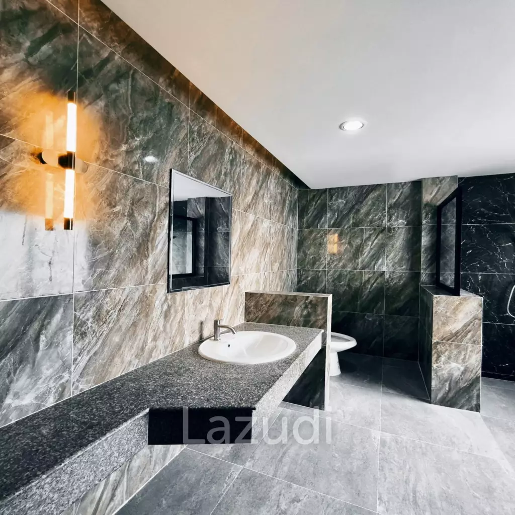 Modern 3 Bedroom Detached Home in Ratsada Phuket