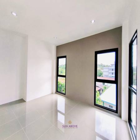 Modern 3 Bedroom Detached Home in Ratsada Phuket