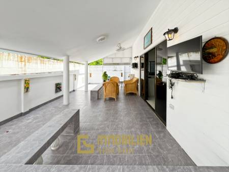 Günstige Villa mit 3 Schlafzimmern und 2 Badezimmern in Soi 6