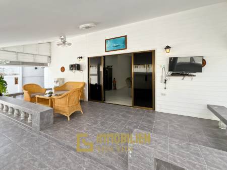 Günstige Villa mit 3 Schlafzimmern und 2 Badezimmern in Soi 6