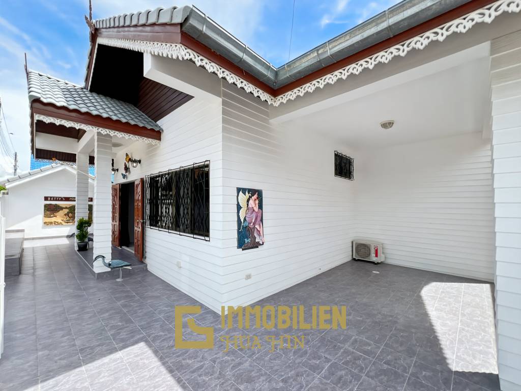 Günstige Villa mit 3 Schlafzimmern und 2 Badezimmern in Soi 6
