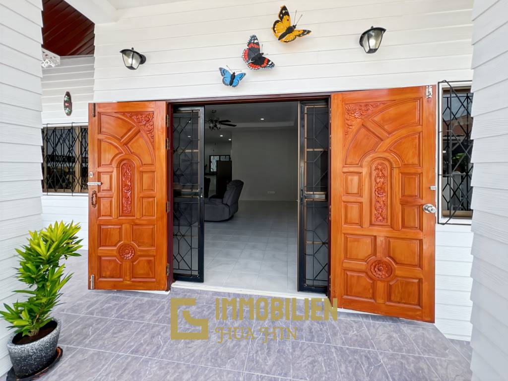 Günstige Villa mit 3 Schlafzimmern und 2 Badezimmern in Soi 6