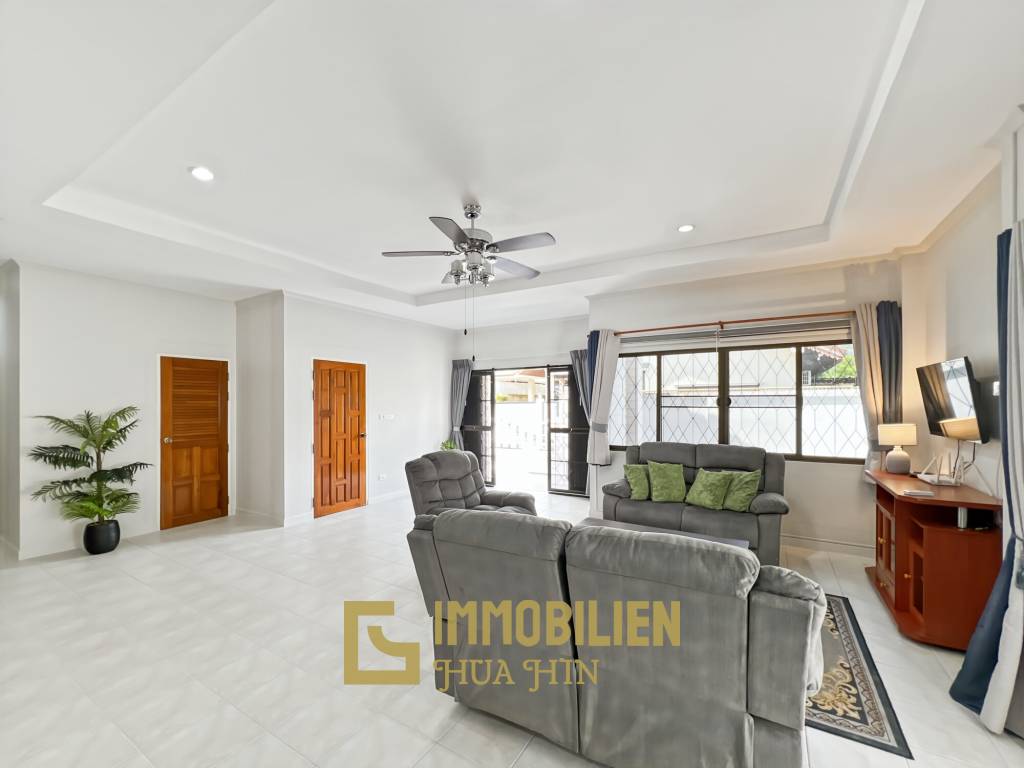 Günstige Villa mit 3 Schlafzimmern und 2 Badezimmern in Soi 6