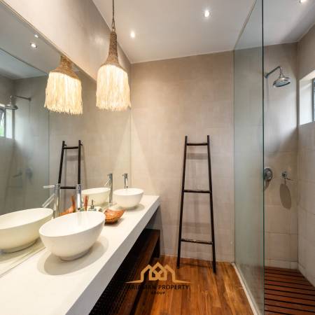 2,200 m² 5 Chambre 5 Salle de bain Villa Pour Vente