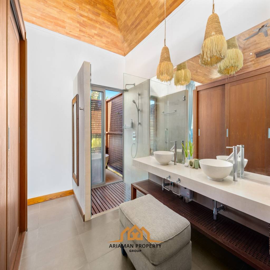 2,200 m² 5 Chambre 5 Salle de bain Villa Pour Vente