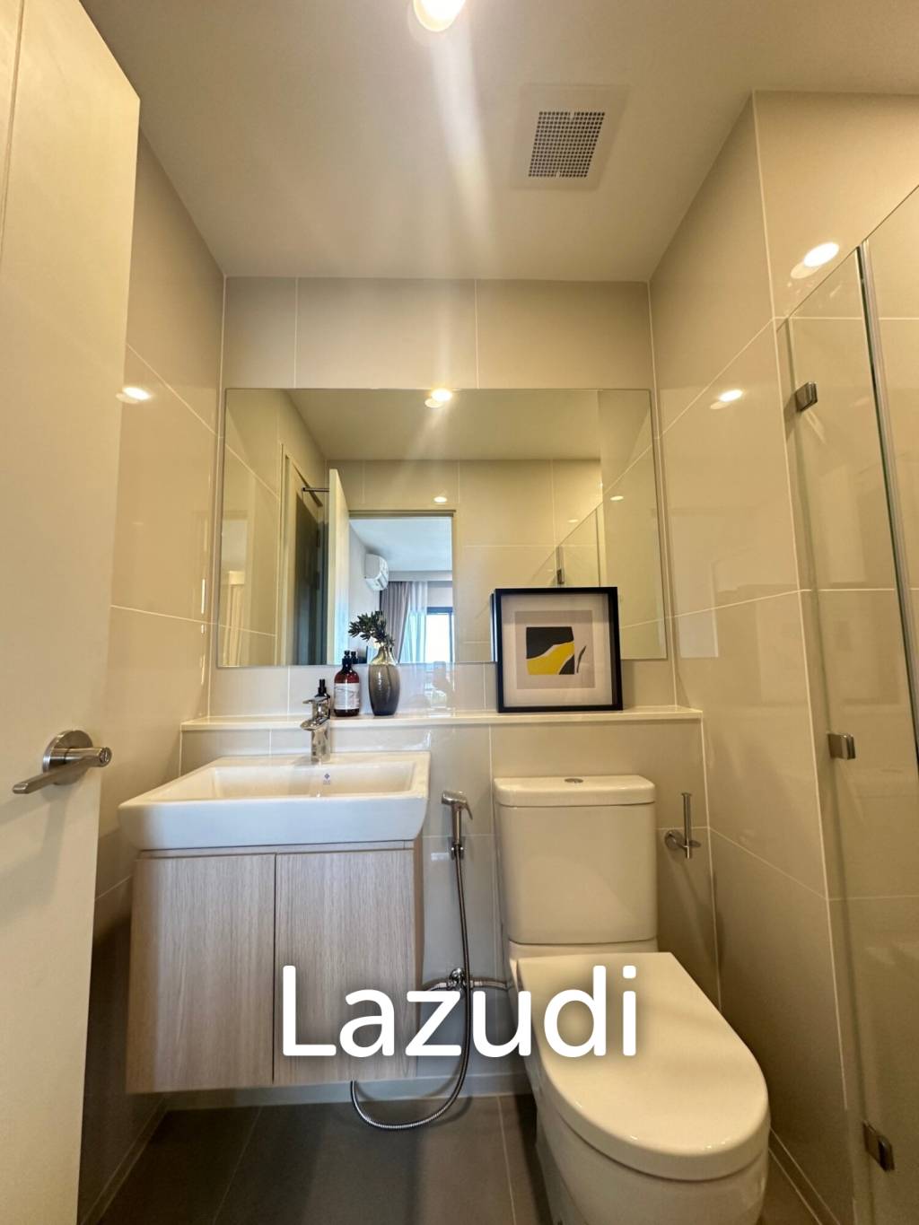 35 sqm high floor condo at Life Rama 4 - Asoke Khlong Toei