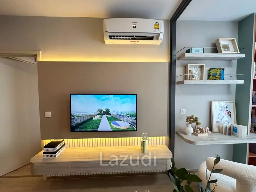 35 sqm high floor condo at Life Rama 4 - Asoke Khlong Toei
