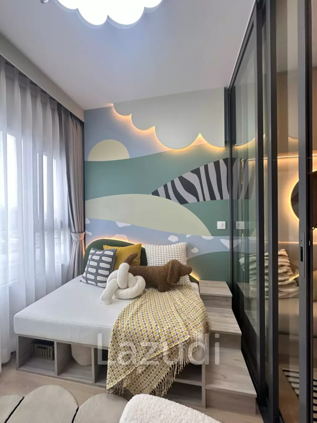 35 sqm high floor condo at Life Rama 4 - Asoke Khlong Toei