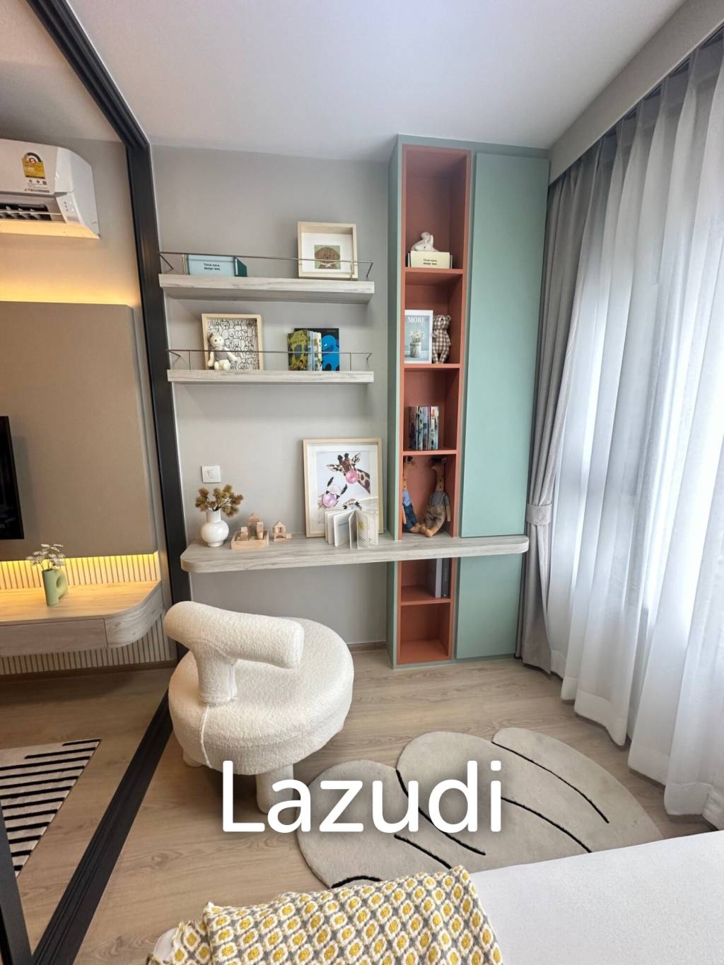 35 sqm high floor condo at Life Rama 4 - Asoke Khlong Toei