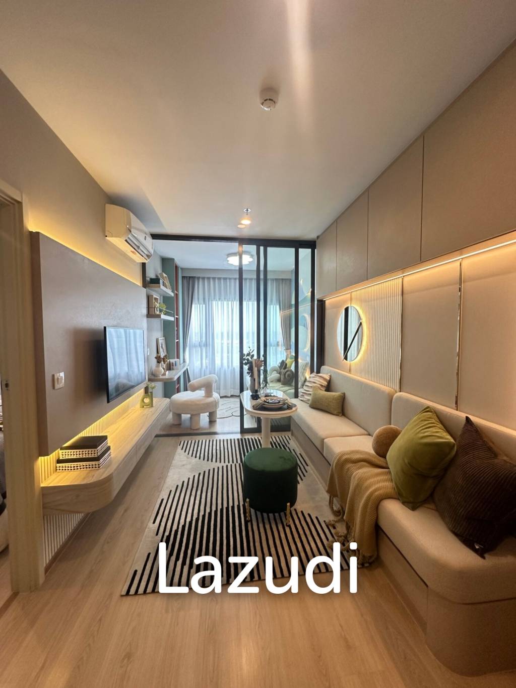 35 sqm high floor condo at Life Rama 4 - Asoke Khlong Toei