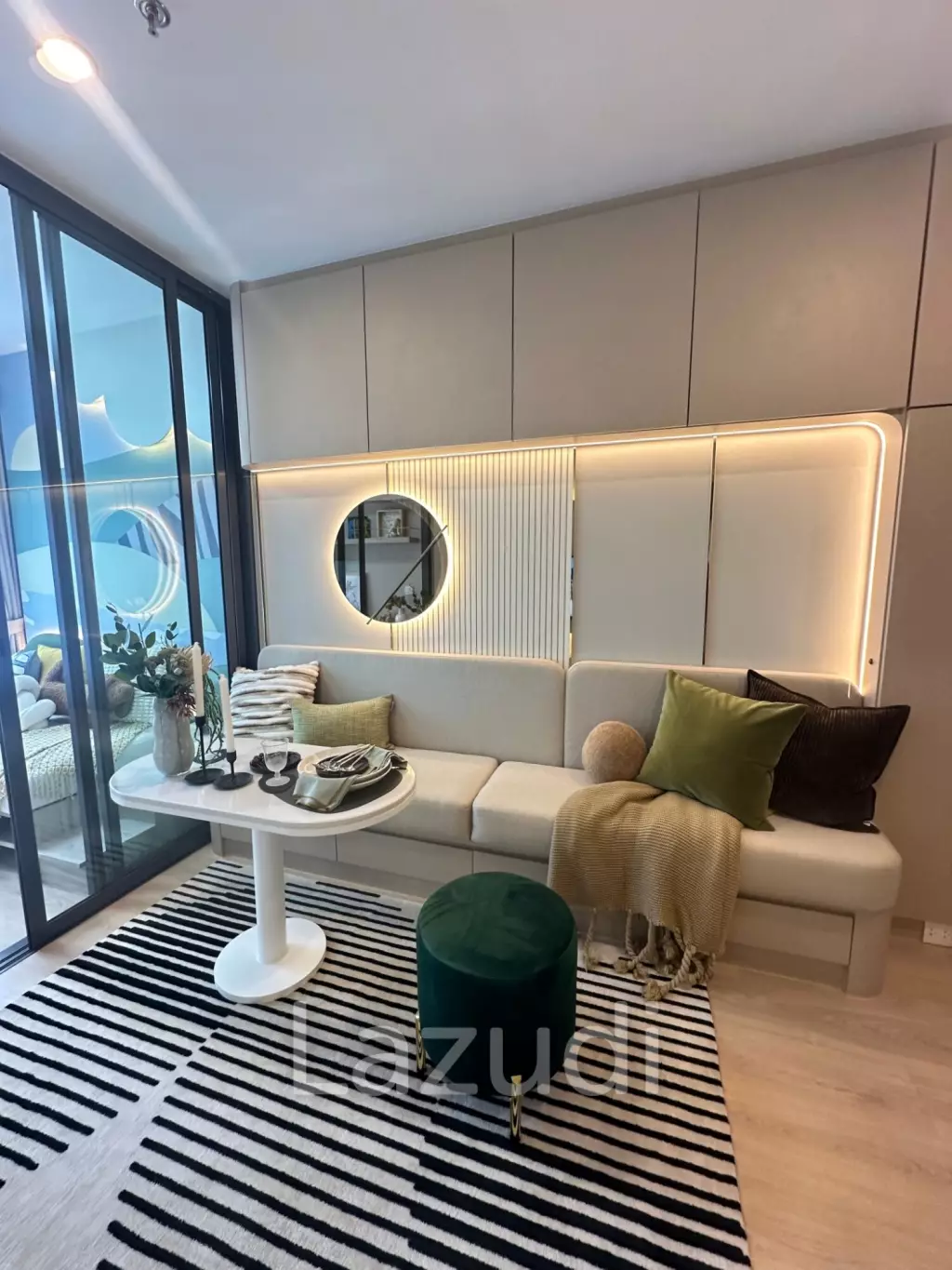 35 sqm high floor condo at Life Rama 4 - Asoke Khlong Toei