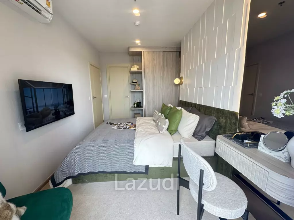 35 sqm high floor condo at Life Rama 4 - Asoke Khlong Toei