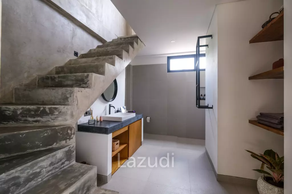 MODERN TROPICAL INDUSTRIAL VILLA IN KAYU TULANG, CANGGU