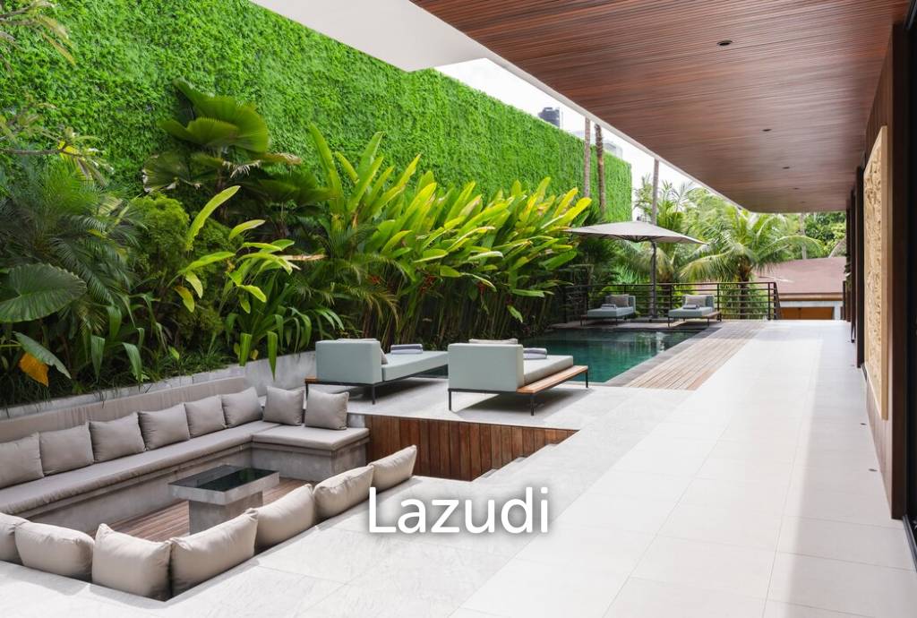 Luxury Oasis in Pererenan: Exquisite Bali Villa with Modern Amenities in Prime Location