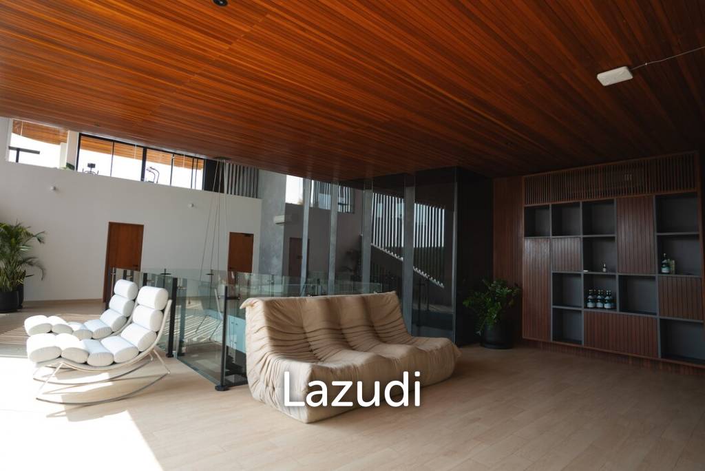 Luxury Oasis in Pererenan: Exquisite Bali Villa with Modern Amenities in Prime Location