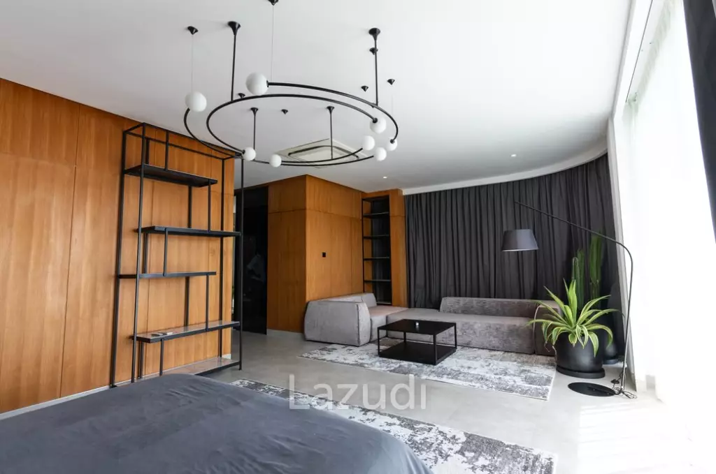 Luxury Oasis in Pererenan: Exquisite Bali Villa with Modern Amenities in Prime Location