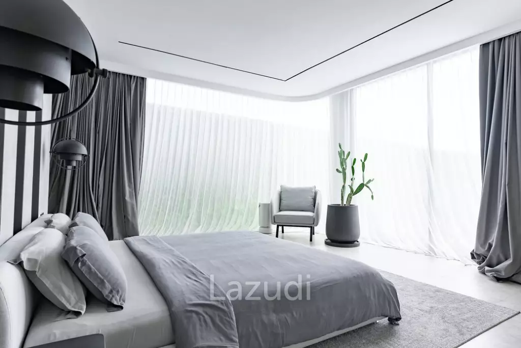 Luxury Oasis in Pererenan: Exquisite Bali Villa with Modern Amenities in Prime Location