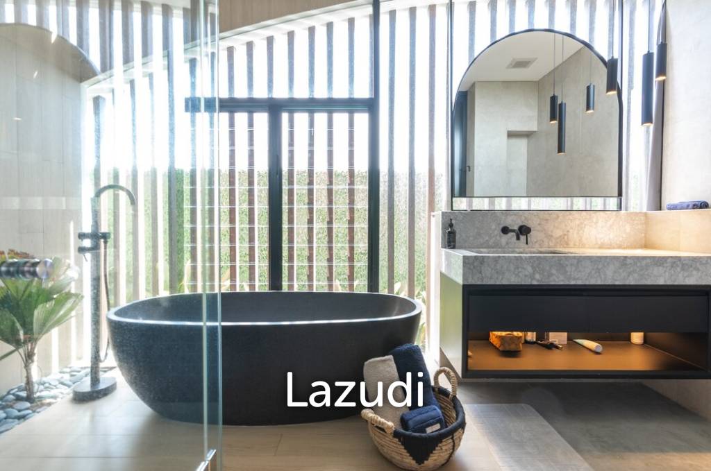 Luxury Oasis in Pererenan: Exquisite Bali Villa with Modern Amenities in Prime Location